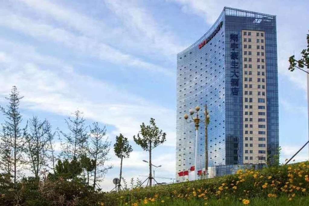 Howard Johnson Xiangyu Plaza Linyi Linyi  Exterior foto