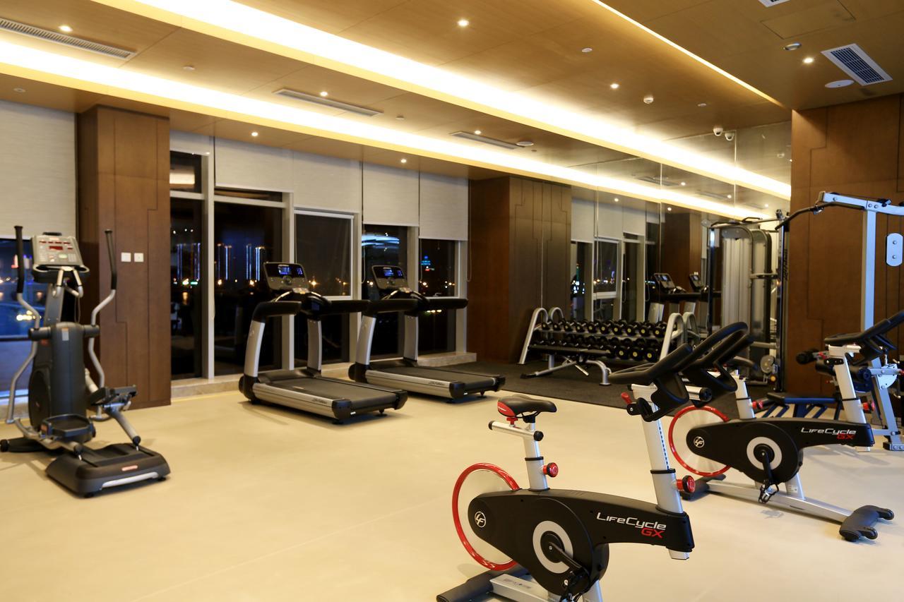 Howard Johnson Xiangyu Plaza Linyi Linyi  Exterior foto